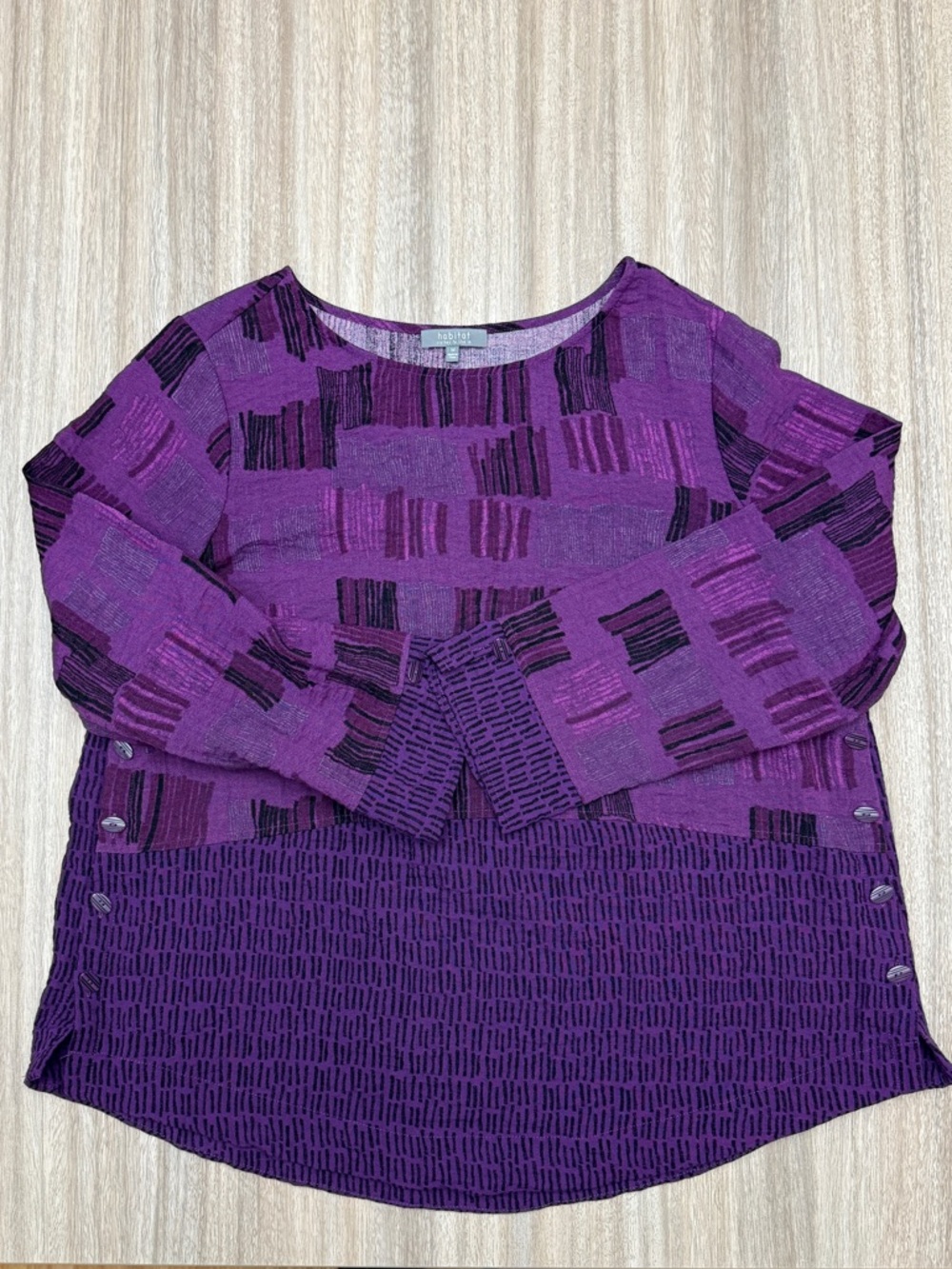 Habitat Plum Patch Long Sleeve Blouse / Tee Size Medium Purple Pattern